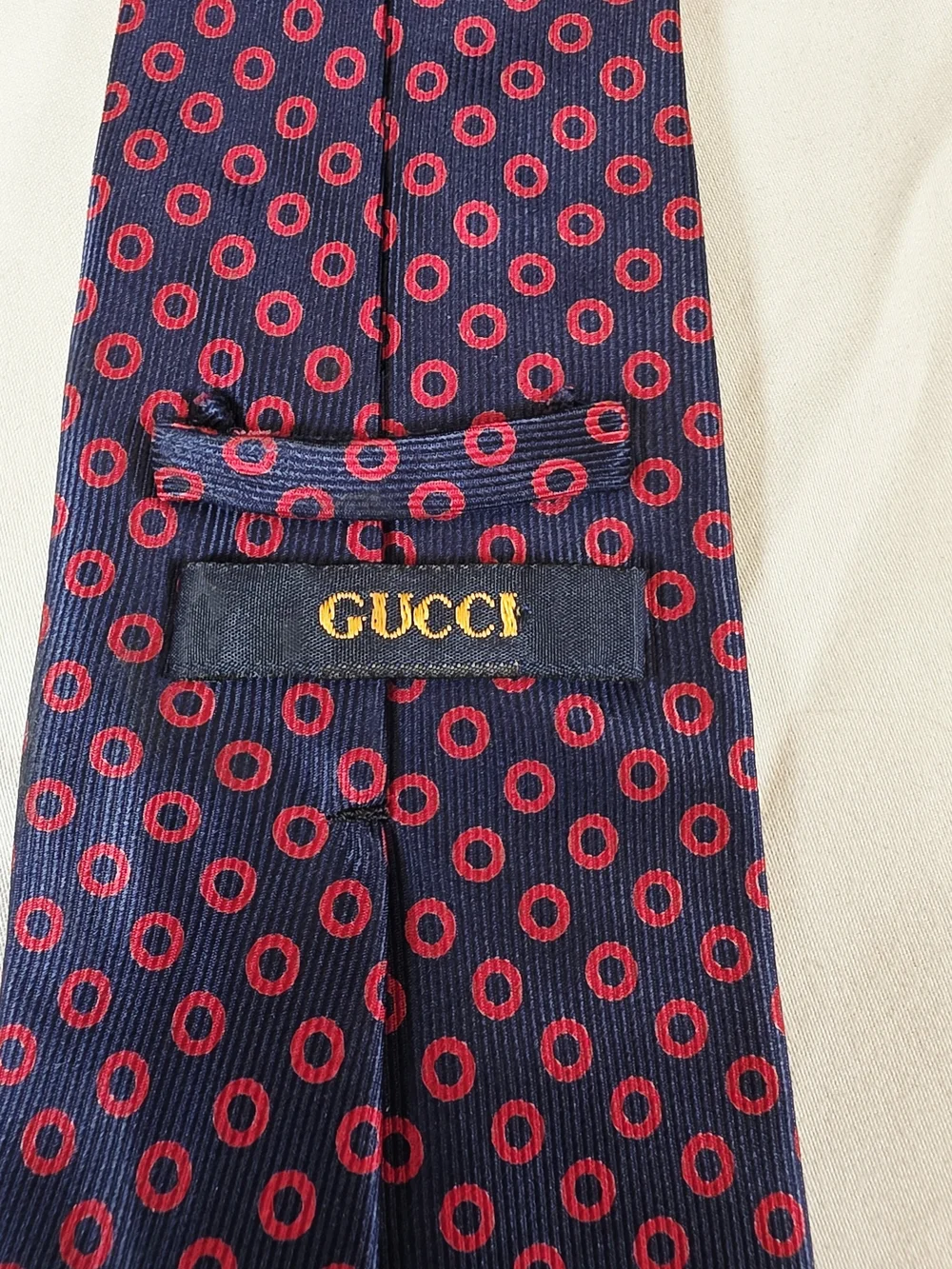 Gucci Silk Tie Navy Red Circle Pattern GG Logo Made in Italy